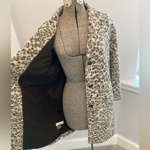 Ann Taylor Coat - Size Small (Excellent Condition)